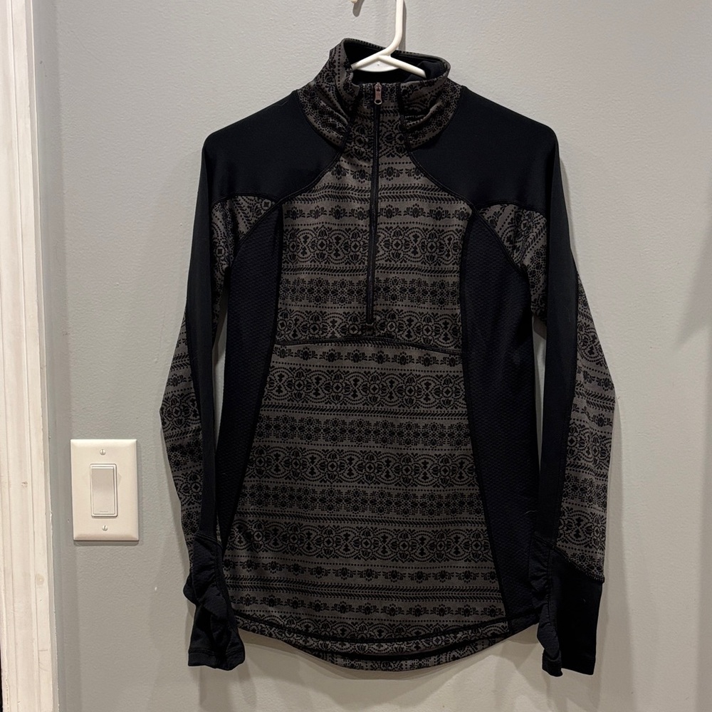 Calia Black and Gray Patterned Zip Pullover